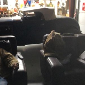 Meet your Posher, Tom